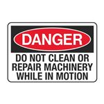 Do Not Clean or Repair Machinery While in Motion Decal